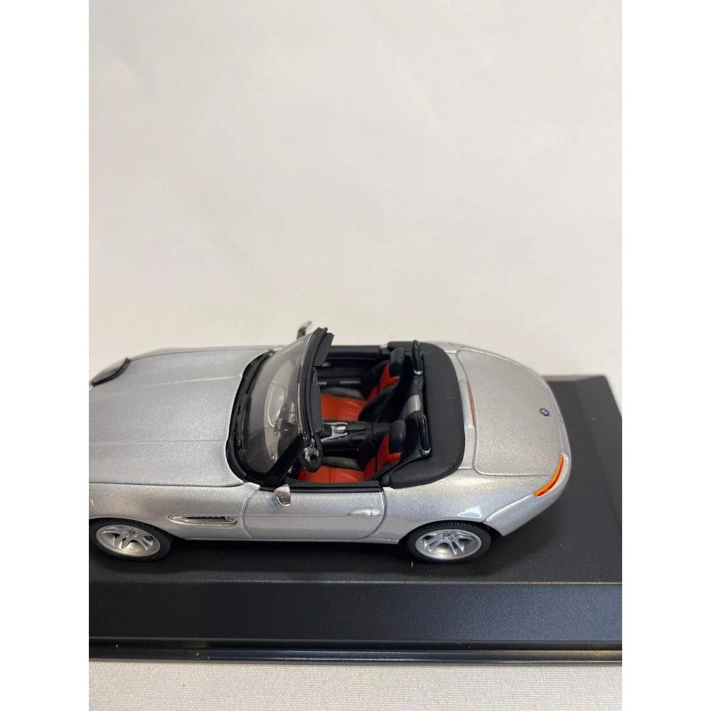 Paul's Model Art/Minichamps 1/43 Scale BMW Z8